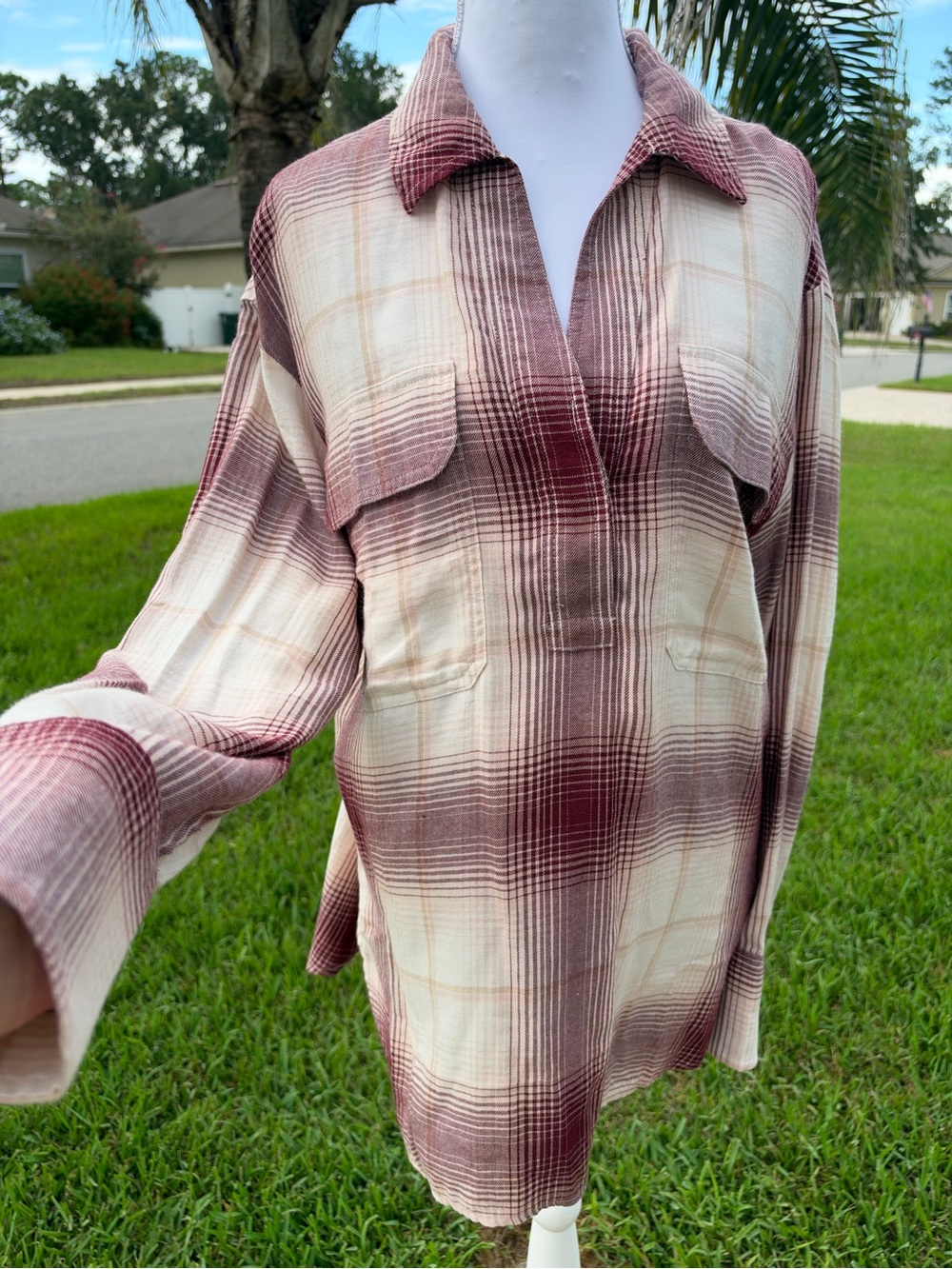 NWT🌷Madewell Cream and Maroon Plaid Popover Button-Down